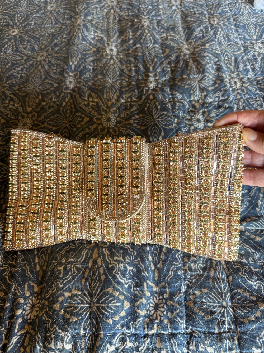 Most Wanted NEW Gold Crystal Bow Evening Clutch with shoulder chain, zip closure